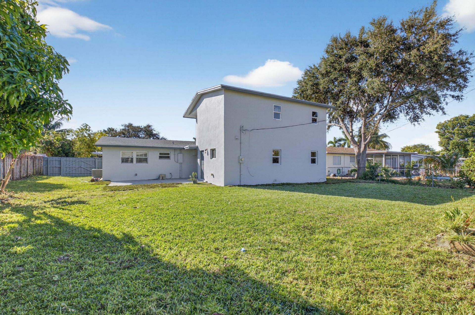 379 NW 23rd Street, Boca Raton, FL 33431 Photo