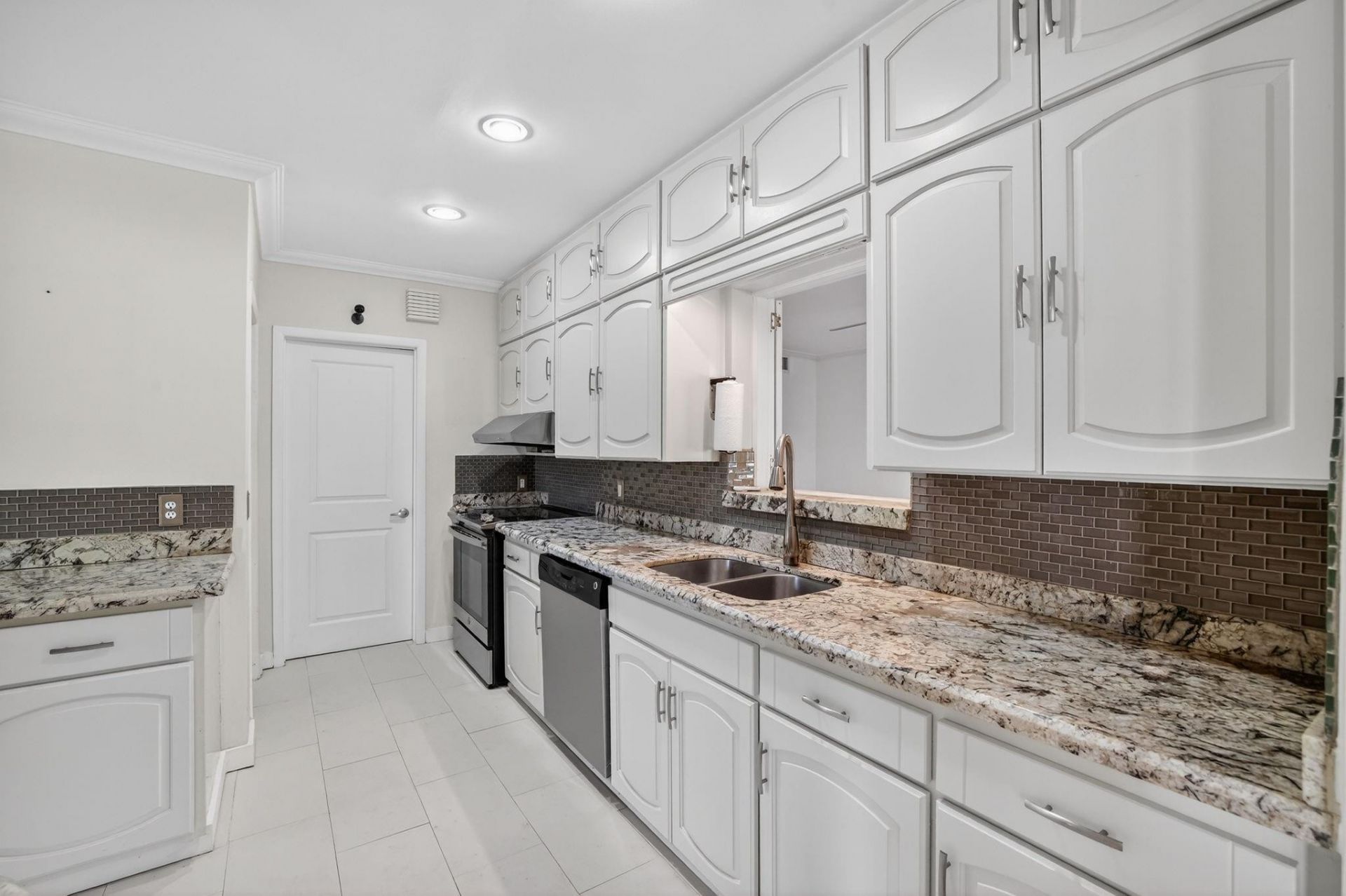 2317 NE 12th Street, Fort Lauderdale, FL 33304 Photo