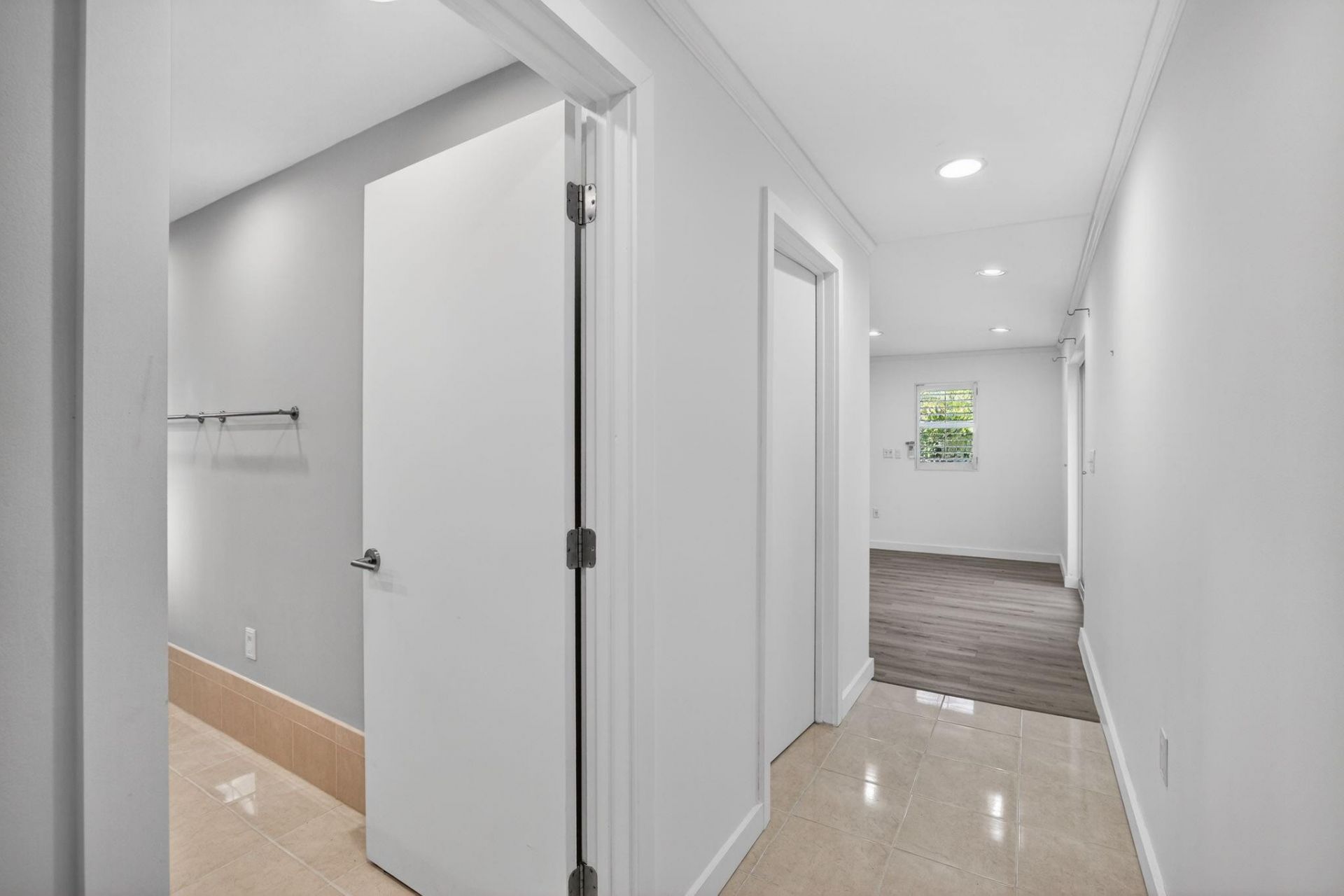 2317 NE 12th Street, Fort Lauderdale, FL 33304 Photo