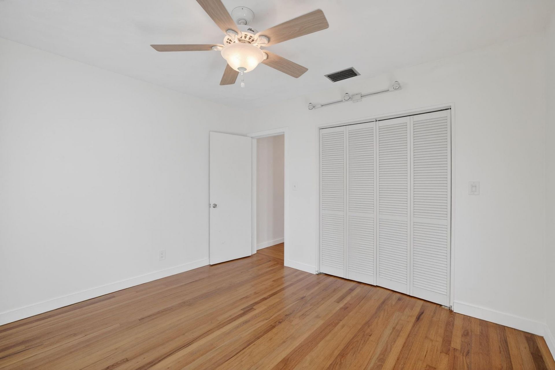 2317 NE 12th Street, Fort Lauderdale, FL 33304 Photo