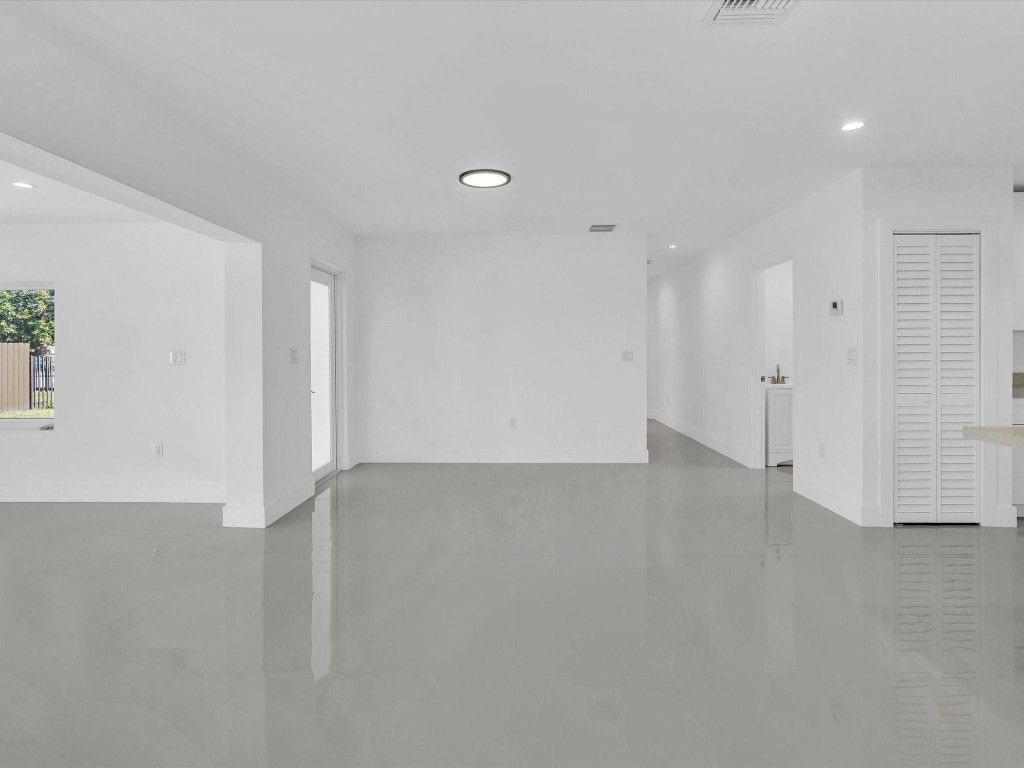 17800 NW 11th Ave, Miami Gardens, FL 33169 Photo