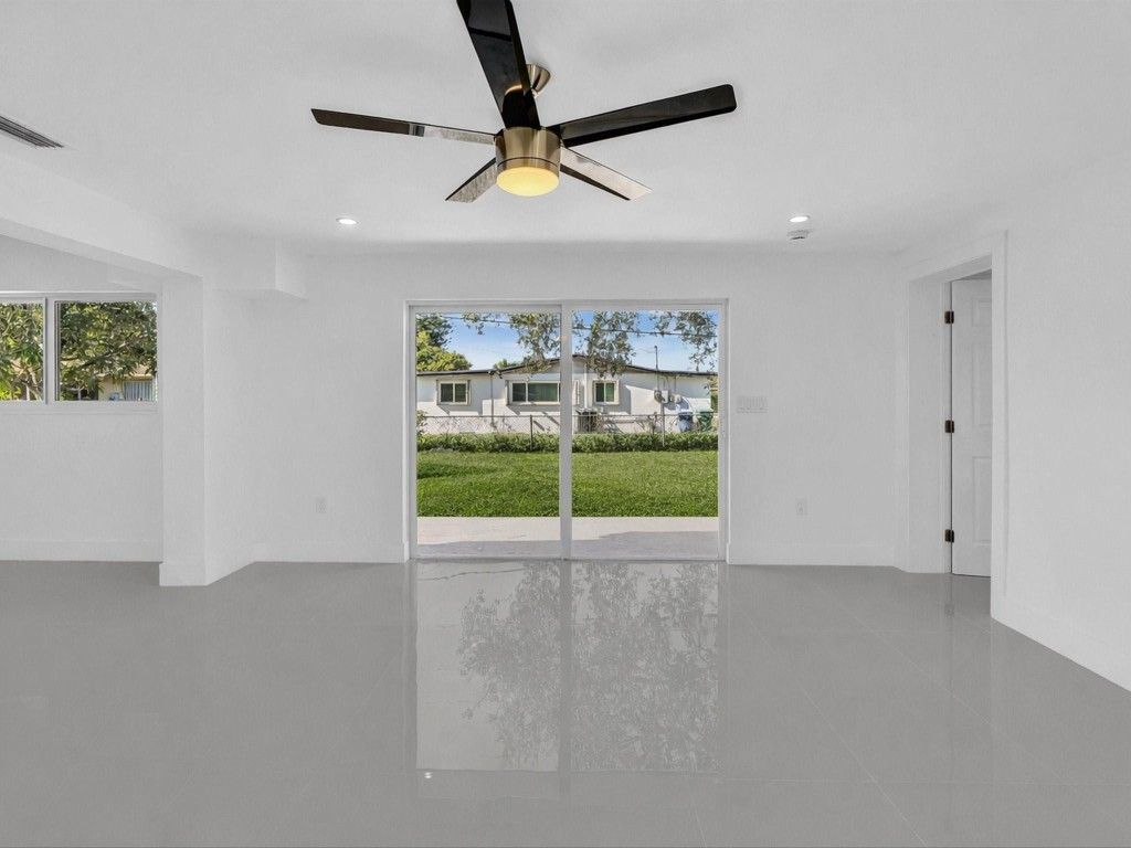 17800 NW 11th Ave, Miami Gardens, FL 33169 Photo