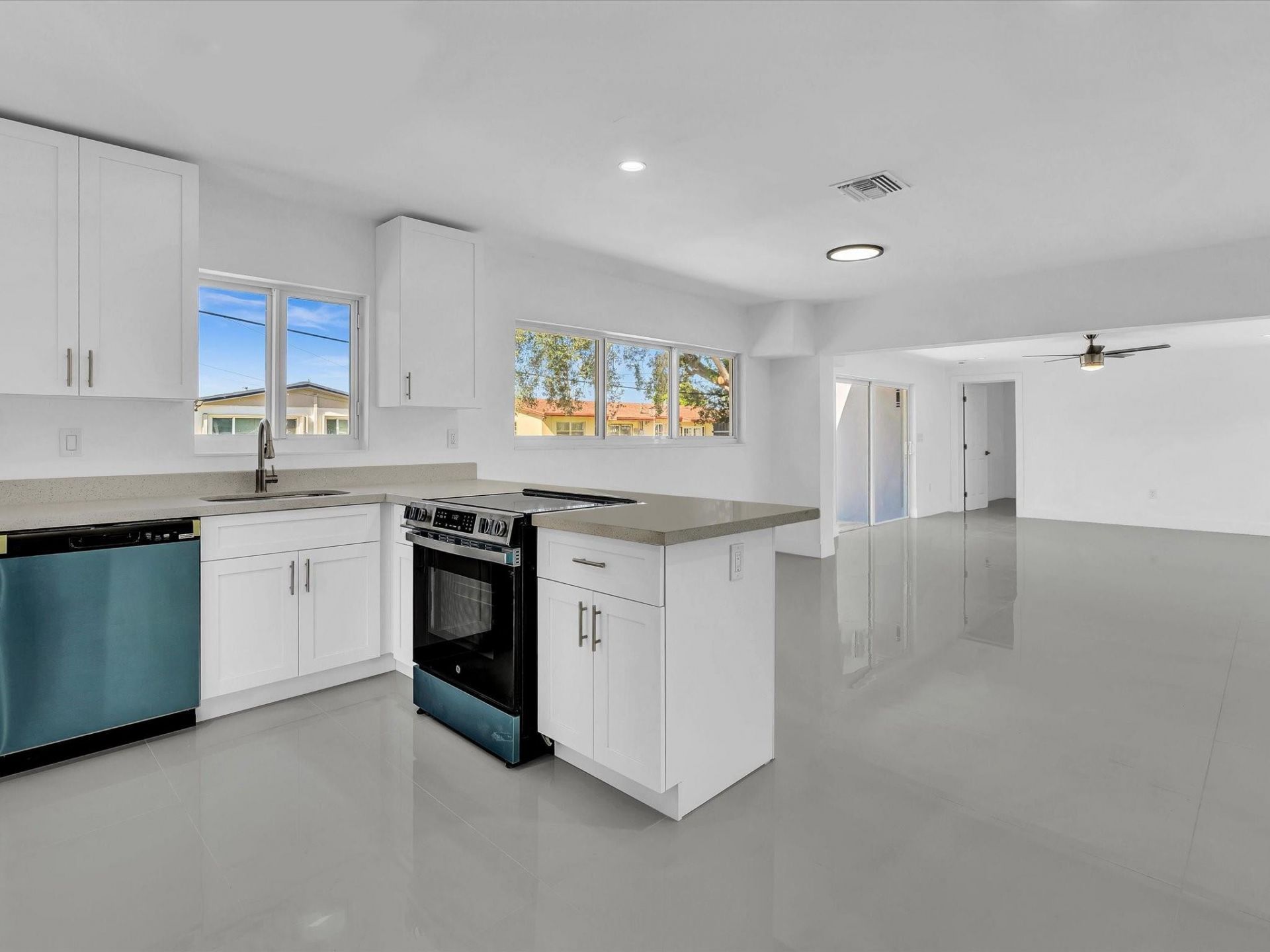 17800 NW 11th Avenue, Miami Gardens, FL 33169 Photo