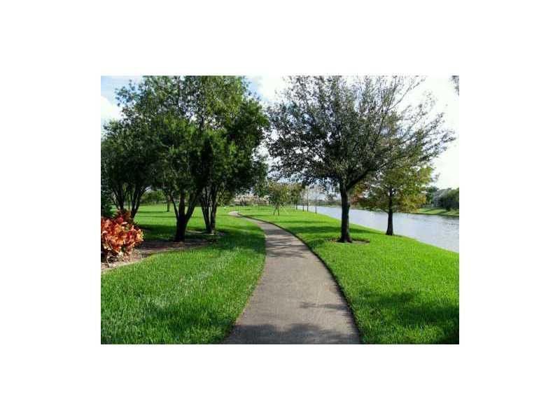 6740 NW 105th Lane, Parkland, FL 33076 Photo