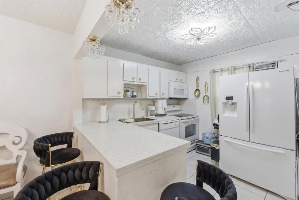 7950 NW 5th Court, Unit 101, Margate, FL 33063 Photo