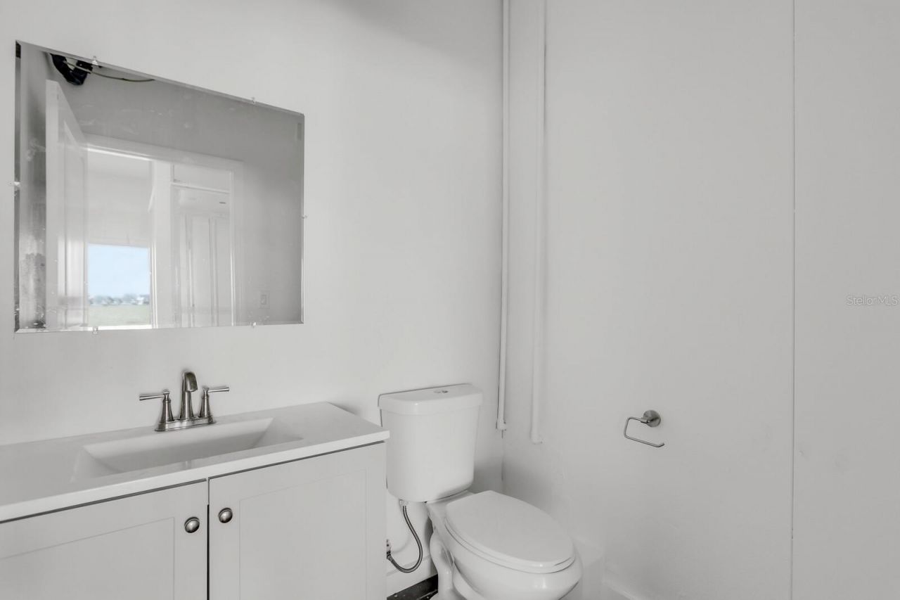 905 Bay Point Drive, Madeira Beach, FL 33708 Photo