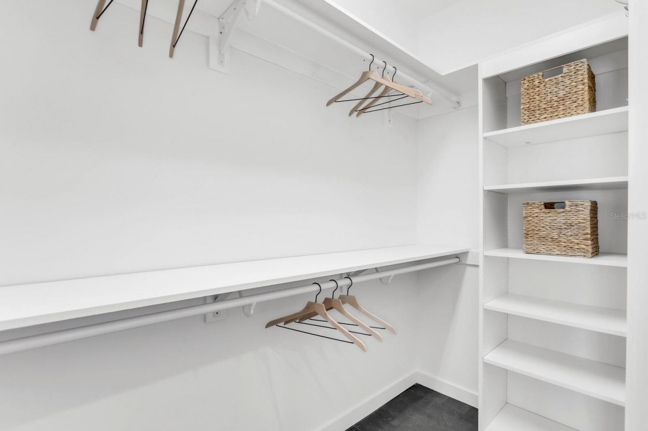 905 Bay Point Drive, Madeira Beach, FL 33708 Photo