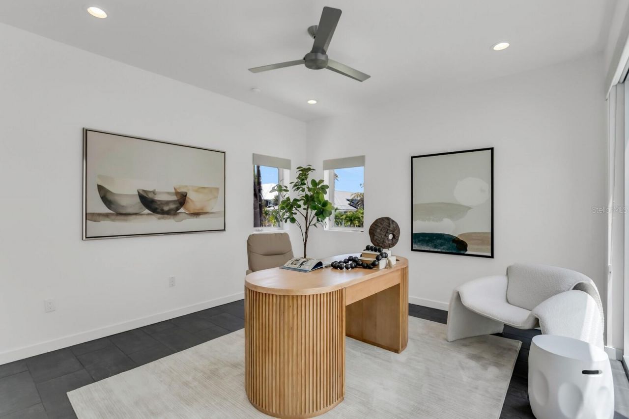 905 Bay Point Drive, Madeira Beach, FL 33708 Photo