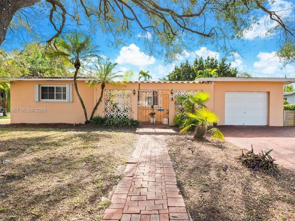 5700 SW 45th Ter, Miami, FL 33155