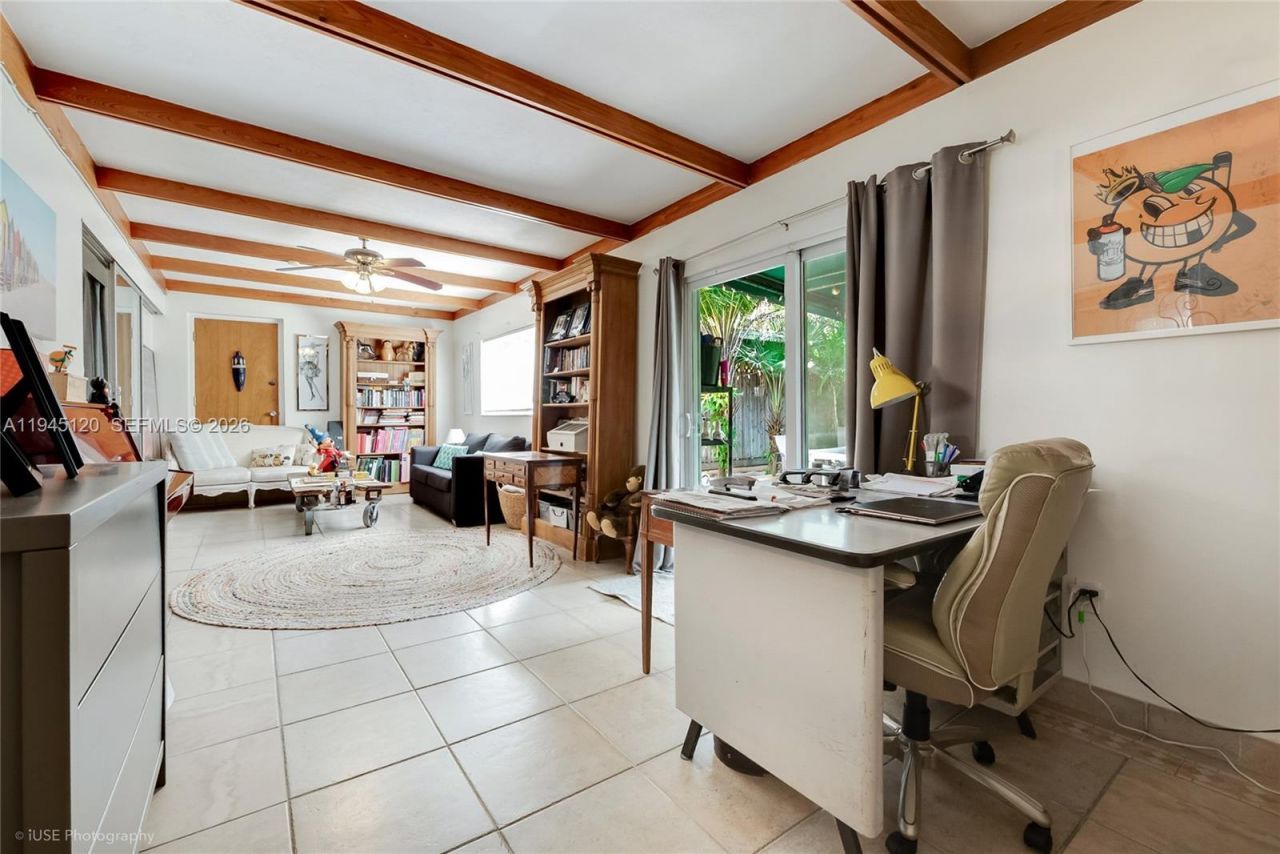 5700 SW 45th Ter, Miami, FL 33155 Photo