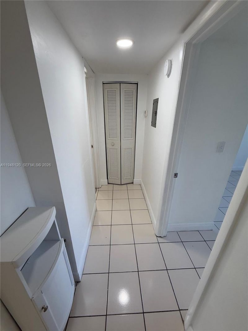 7105 W 13th Ave, Unit 402, Hialeah, FL 33014 Photo