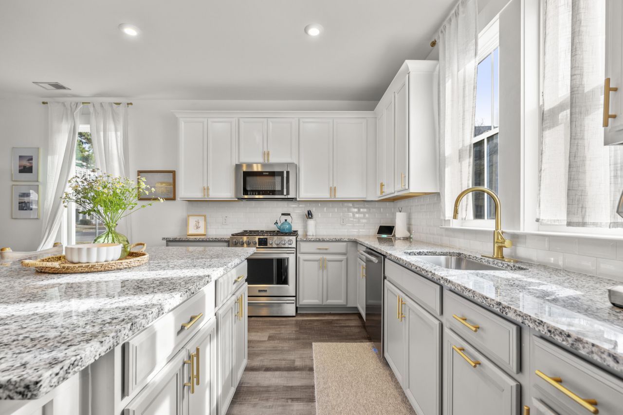 1734 Indy Drive Photo 6