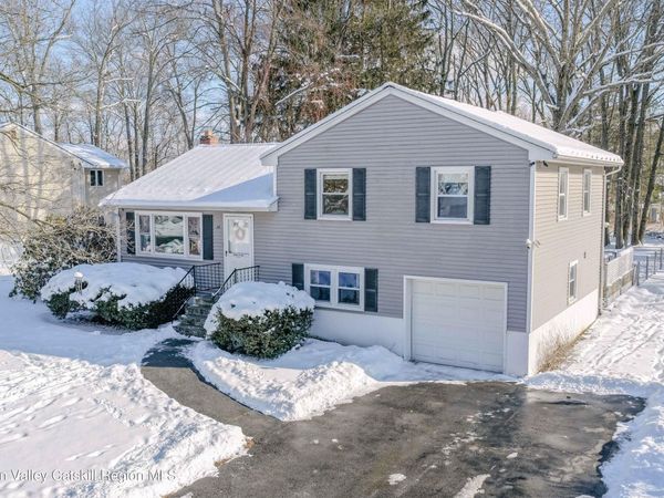 26 Birchwood Drive, Rhinebeck, NY 12572