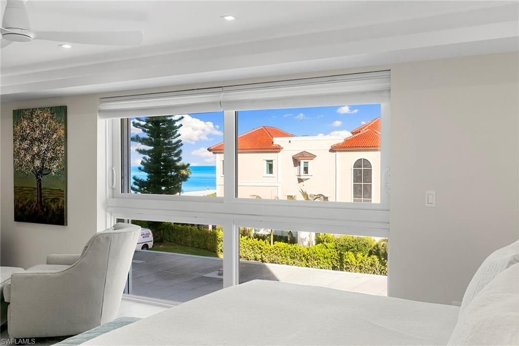 3951 Gulf Shore Blvd N, Unit 205, Naples, FL 34103 Photo