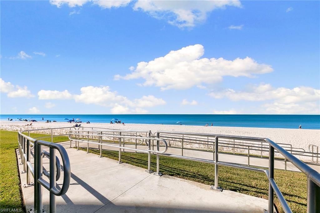 3951 Gulf Shore Blvd N, Unit 205, Naples, FL 34103 Photo