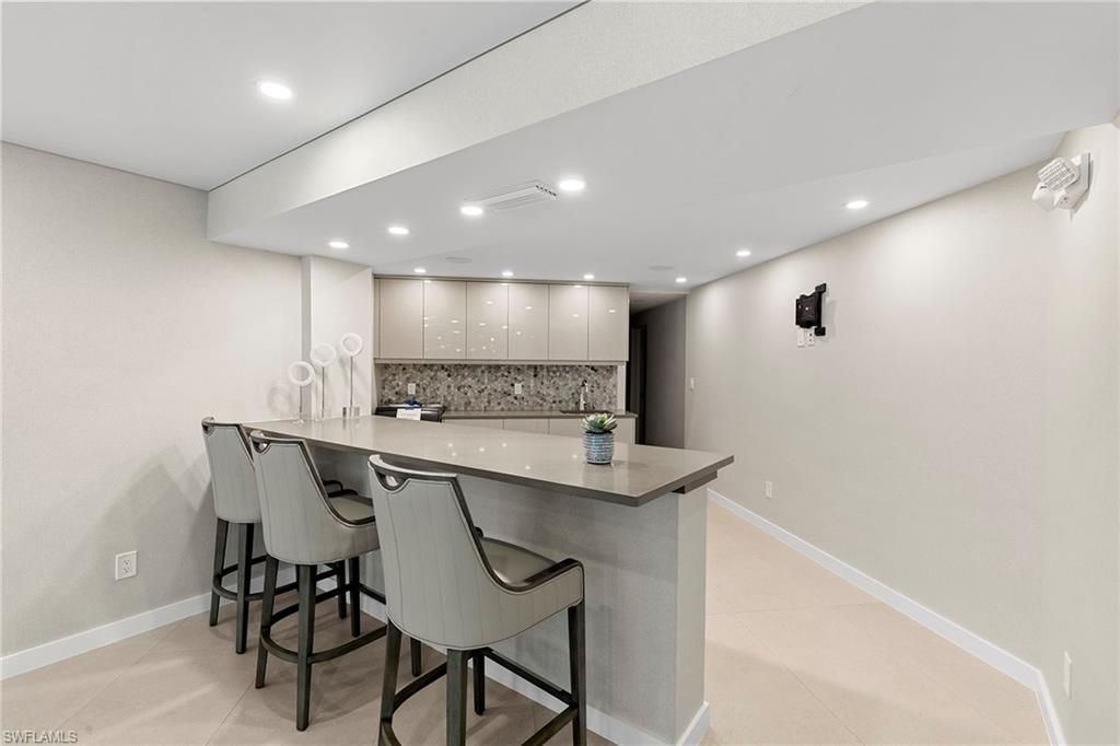 3951 Gulf Shore Blvd N, Unit 205, Naples, FL 34103 Photo