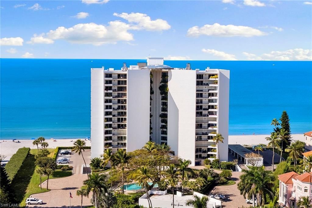 3951 Gulf Shore Blvd N, Unit 205, Naples, FL 34103 Photo