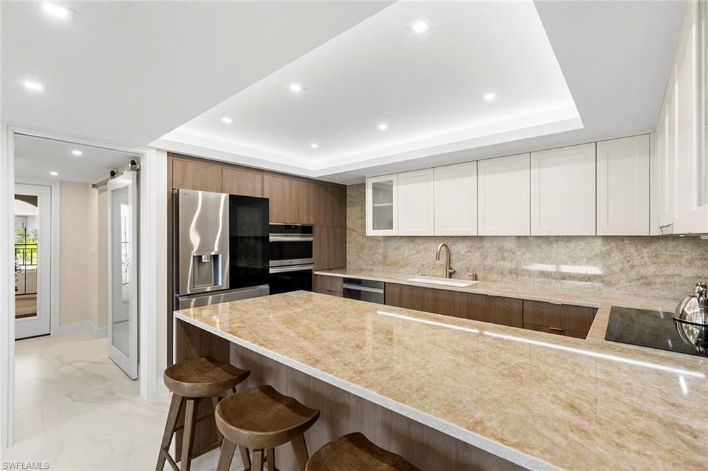 3951 Gulf Shore Blvd N, Unit 205, Naples, FL 34103 Photo