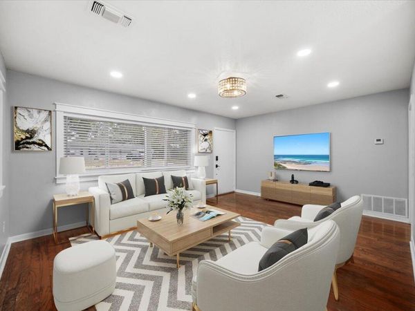 318 NW Oakland Circle, Fort Walton Beach, FL 32548