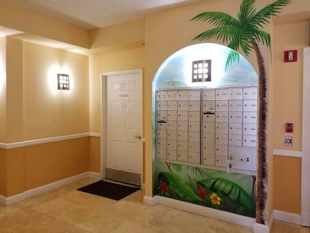 1000 Scotia Drive, Unit 605, Hypoluxo, FL 33462 Photo