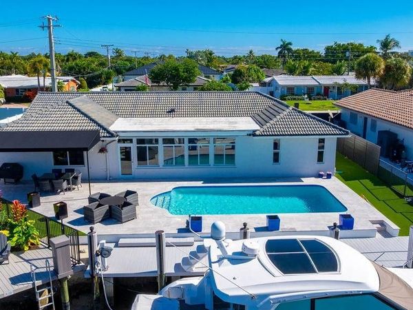 4461 NE 27th Ave, Lighthouse Point, FL 33064