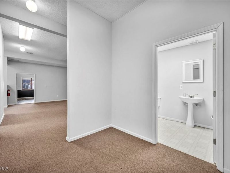 4020 Colorado Avenue, Sheffield, OH 44054 Photo 23