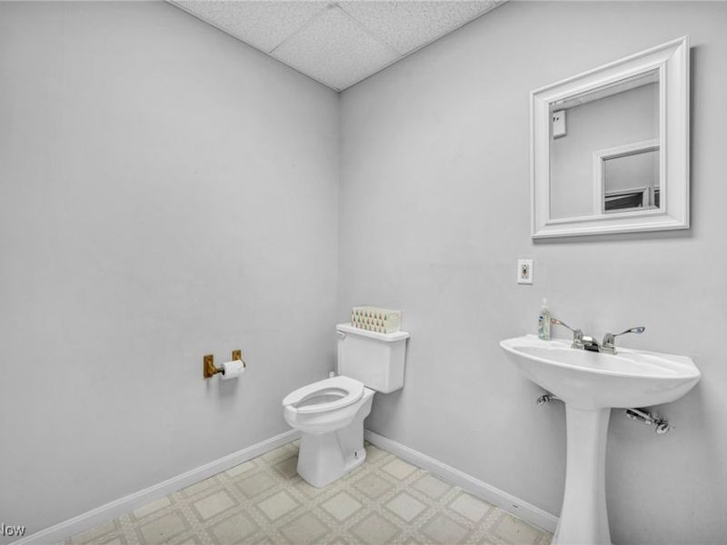 4020 Colorado Avenue, Sheffield, OH 44054 Photo 24