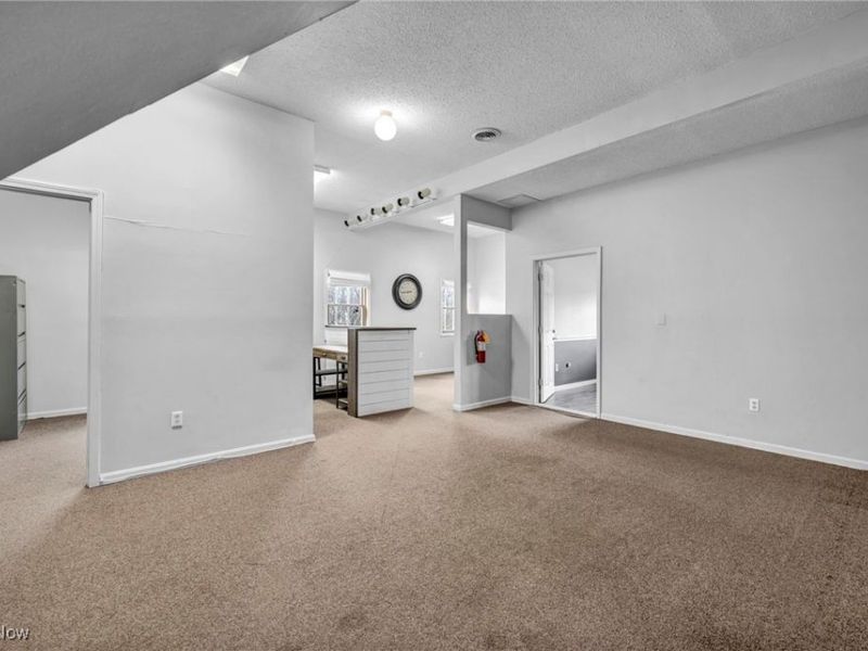 4020 Colorado Avenue, Sheffield, OH 44054 Photo 36