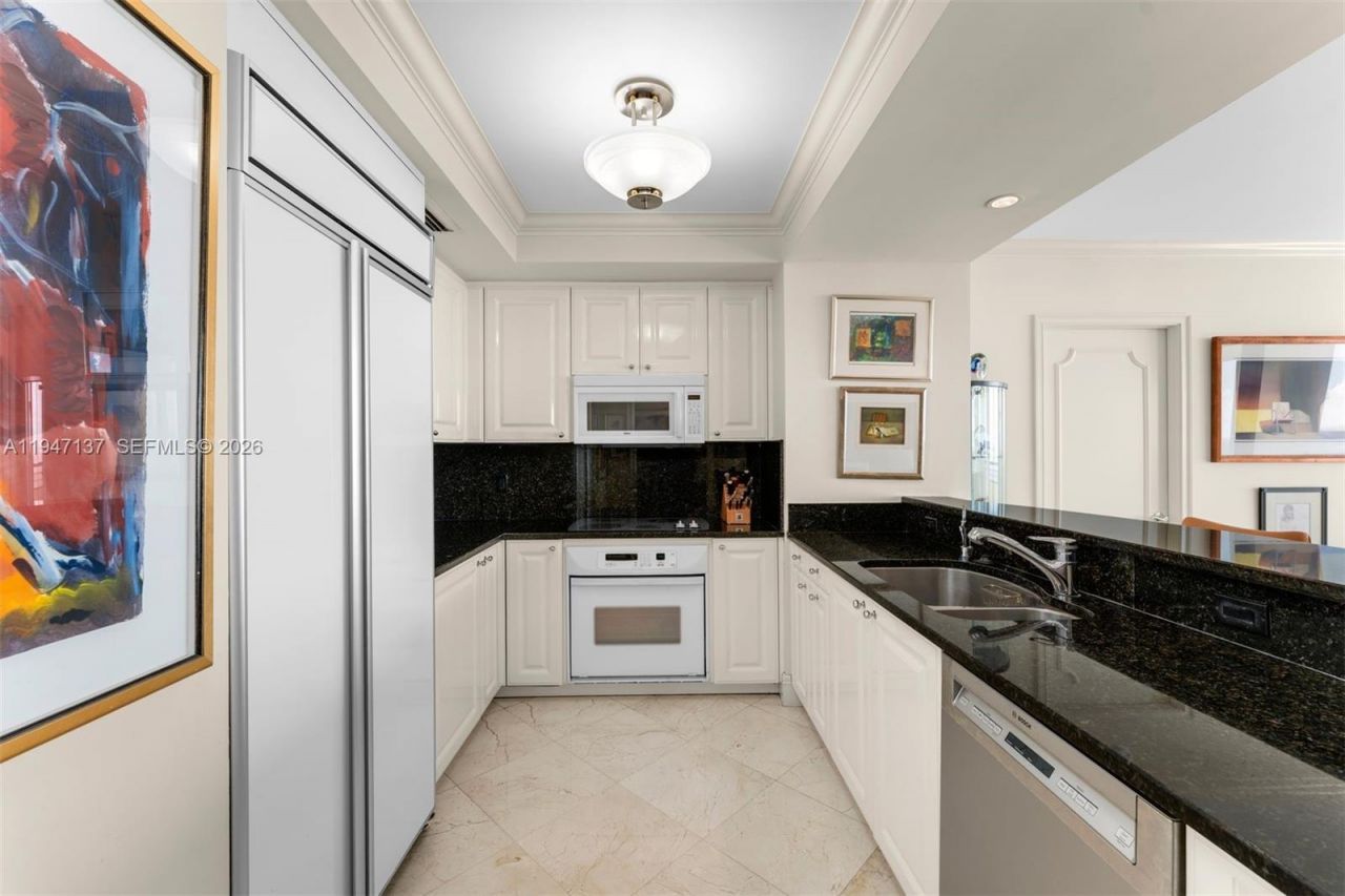 3400 SW 27th Ave, Unit 1902, Miami, FL 33133 Photo