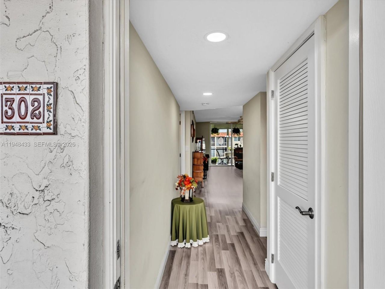 9420 S Hollybrook Lake Dr, Unit 302, Pembroke Pines, FL 33025 Photo