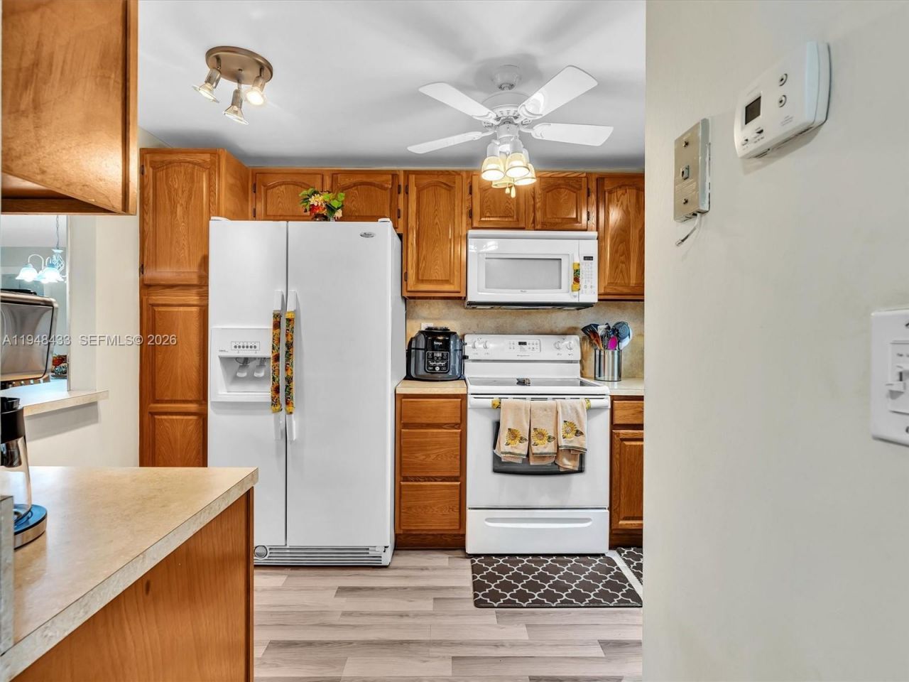 9420 S Hollybrook Lake Dr, Unit 302, Pembroke Pines, FL 33025 Photo