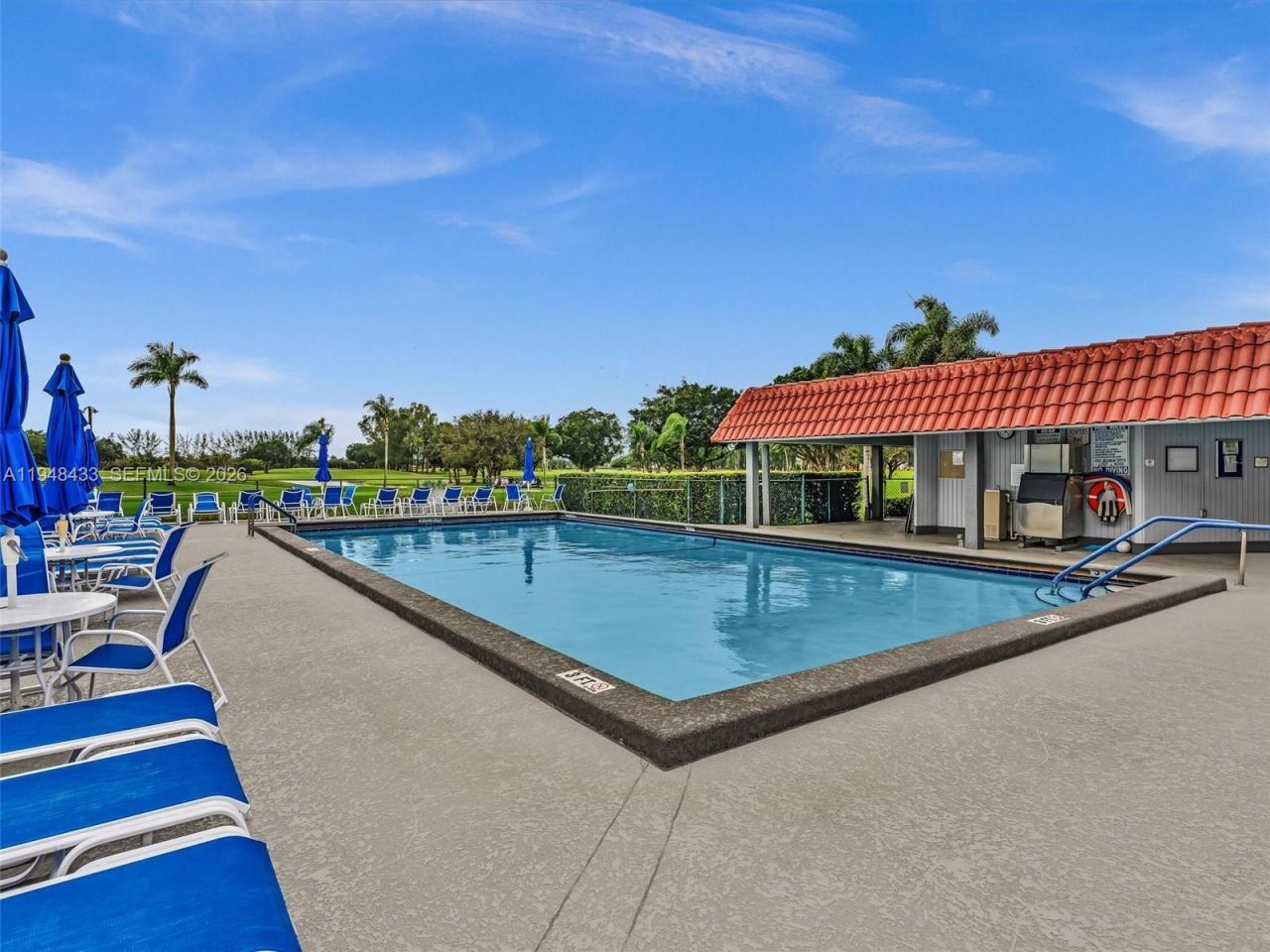 9420 S Hollybrook Lake Dr, Unit 302, Pembroke Pines, FL 33025 Photo