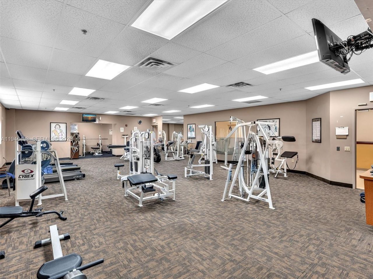 9420 S Hollybrook Lake Dr, Unit 302, Pembroke Pines, FL 33025 Photo