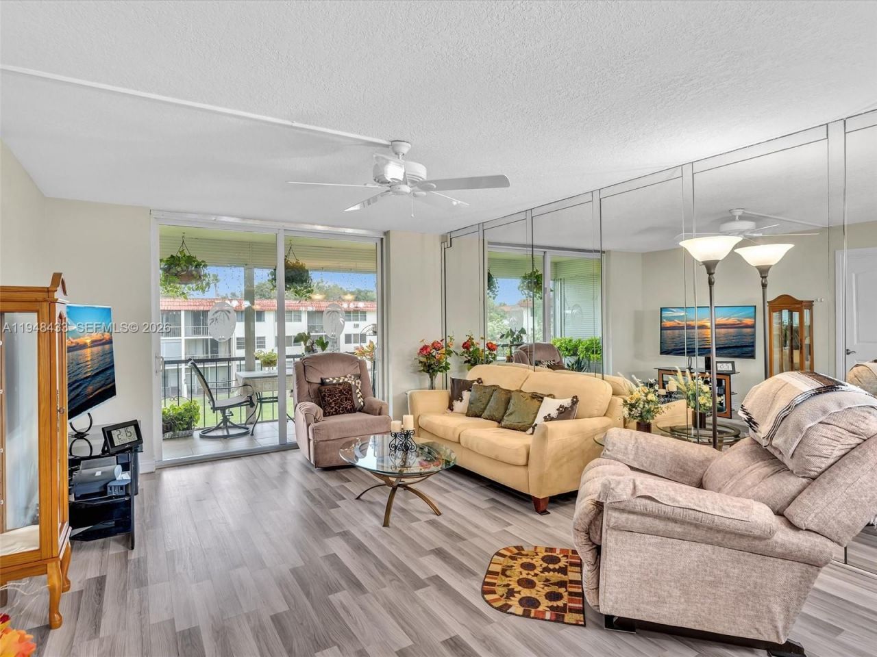 9420 S Hollybrook Lake Dr, Unit 302, Pembroke Pines, FL 33025 Photo