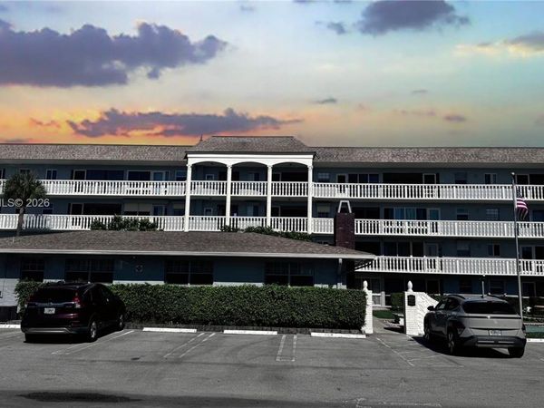 1965 SE 5th Ct , Unit 203, Pompano Beach, FL 33060