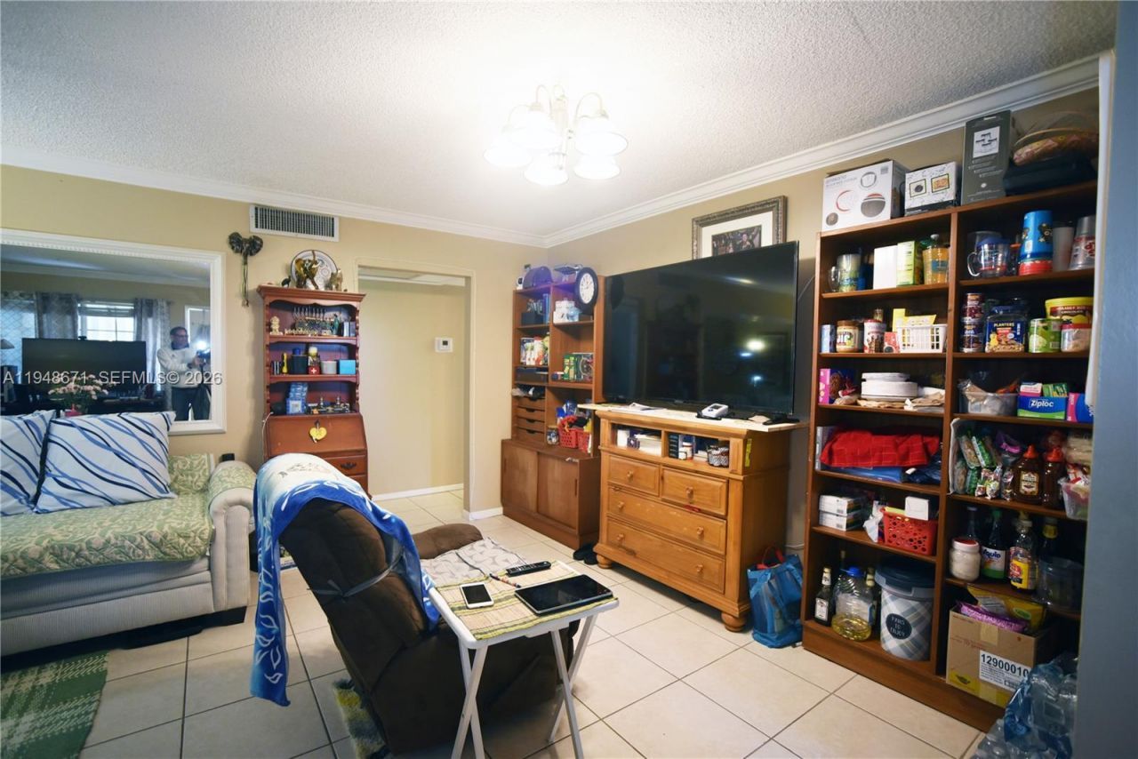 1965 SE 5th Ct , Unit 203, Pompano Beach, FL 33060 Photo