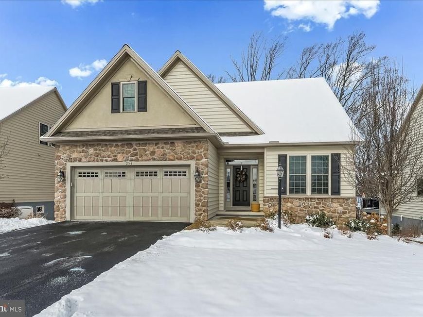 254 Honeycroft Boulevard, Cochranville, PA 19330 Main Photo