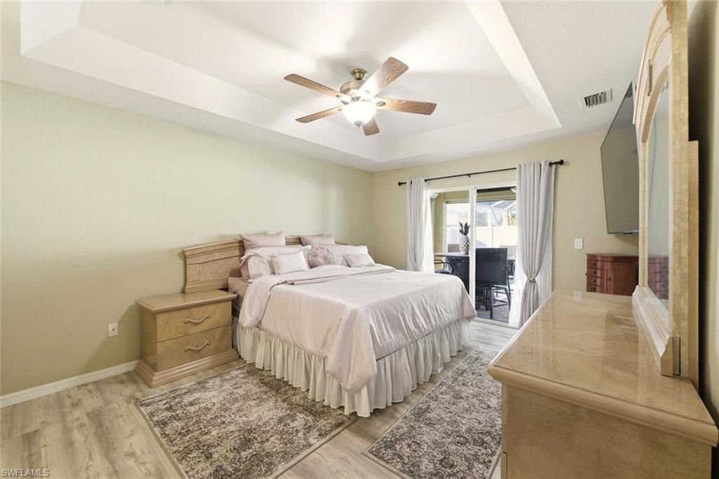 609 SE 16th Ter, Cape Coral, FL 33990 Photo