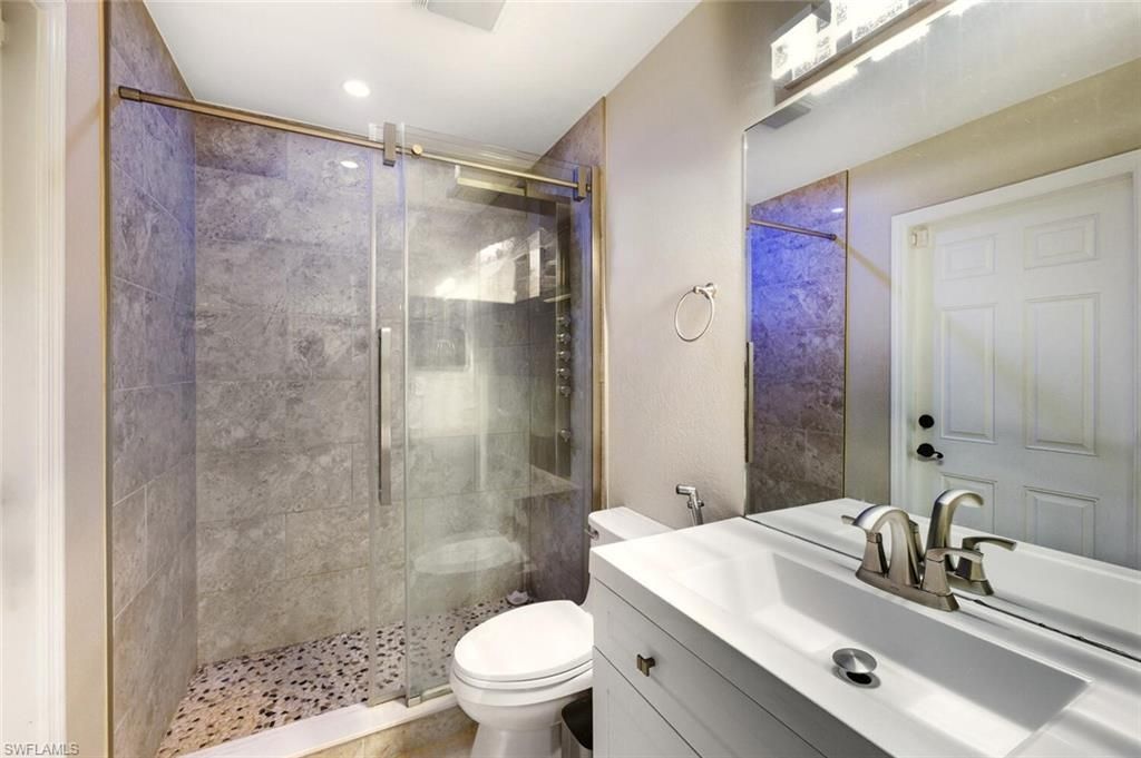 609 SE 16th Ter, Cape Coral, FL 33990 Photo