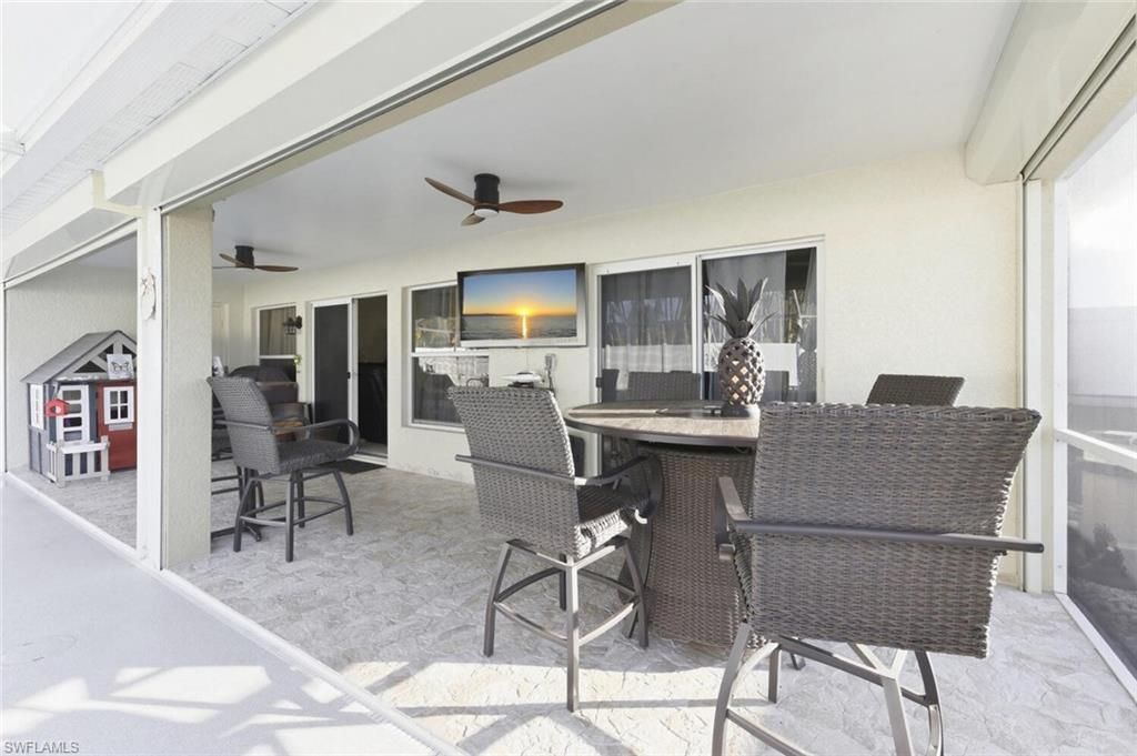 609 SE 16th Ter, Cape Coral, FL 33990 Photo