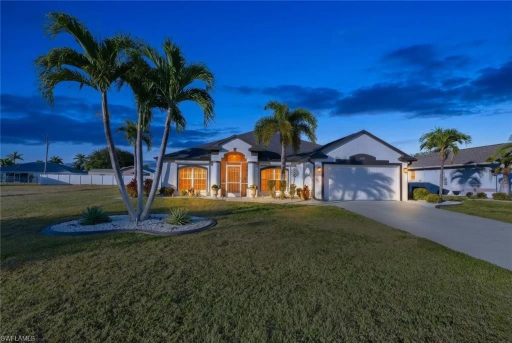 609 SE 16th Ter, Cape Coral, FL 33990 Photo