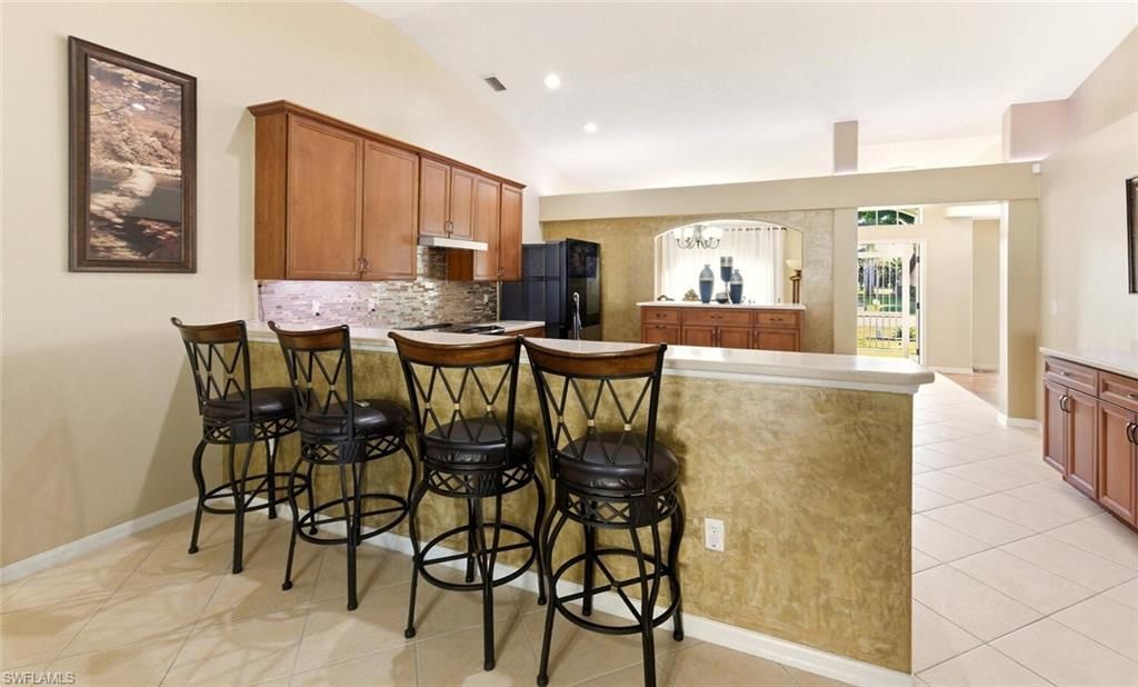 609 SE 16th Ter, Cape Coral, FL 33990 Photo