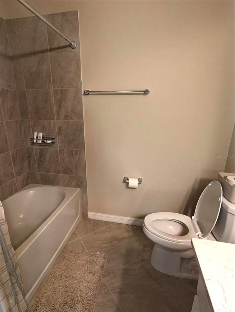 17626 Gawthrop Drive, Unit 201, Bradenton, FL 34211 Photo