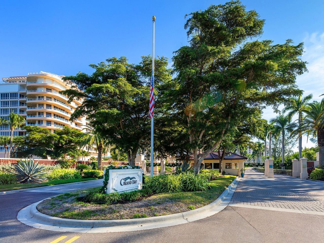 3040 Grand Bay Boulevard, Unit 213, Longboat Key, FL 34228 Photo