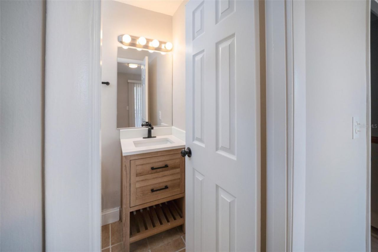 3242 Ramblewood Drive N, Unit 23-C-3, Sarasota, FL 34237 Photo