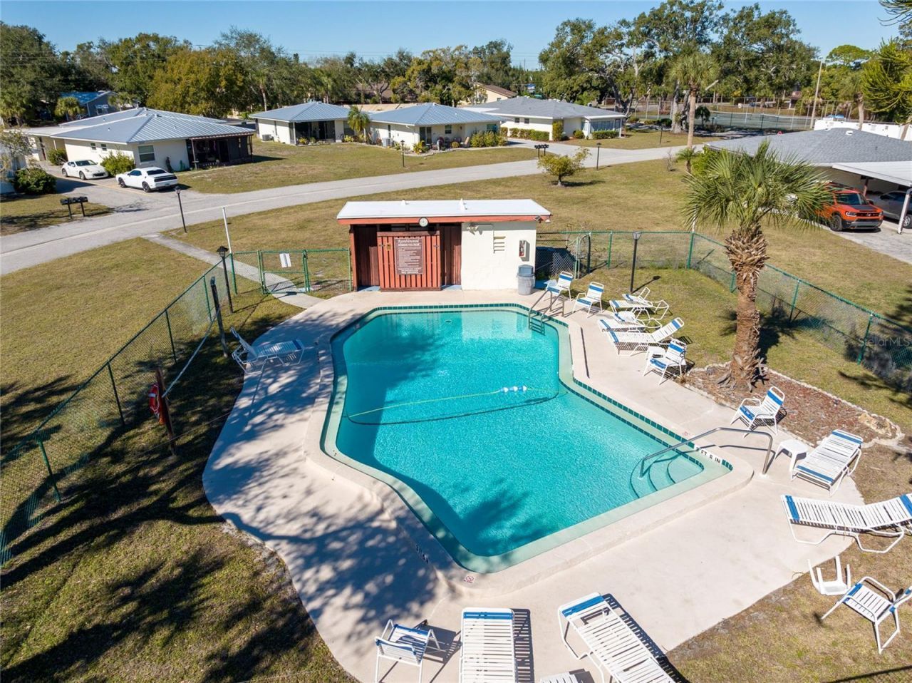 3242 Ramblewood Drive N, Unit 23-C-3, Sarasota, FL 34237 Photo