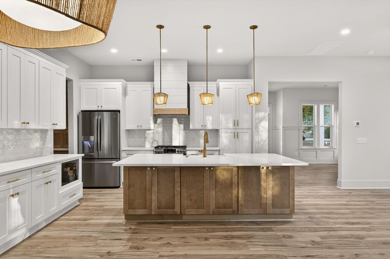 3633 Happyland Boulevard Photo 20