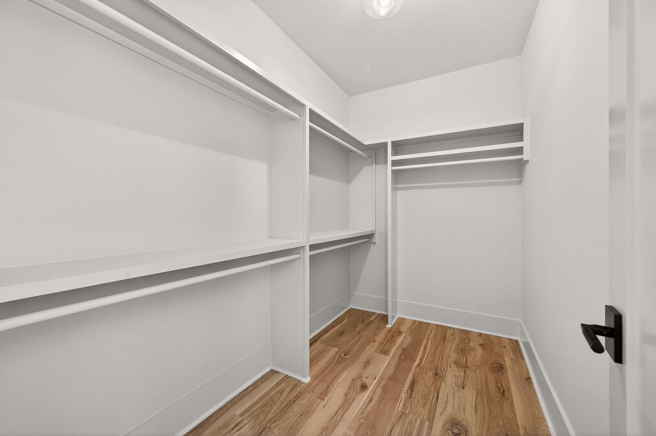 3633 Happyland Boulevard Photo 9