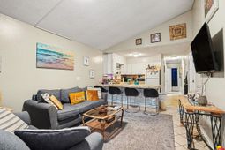 401 28th Ave. S photo 4