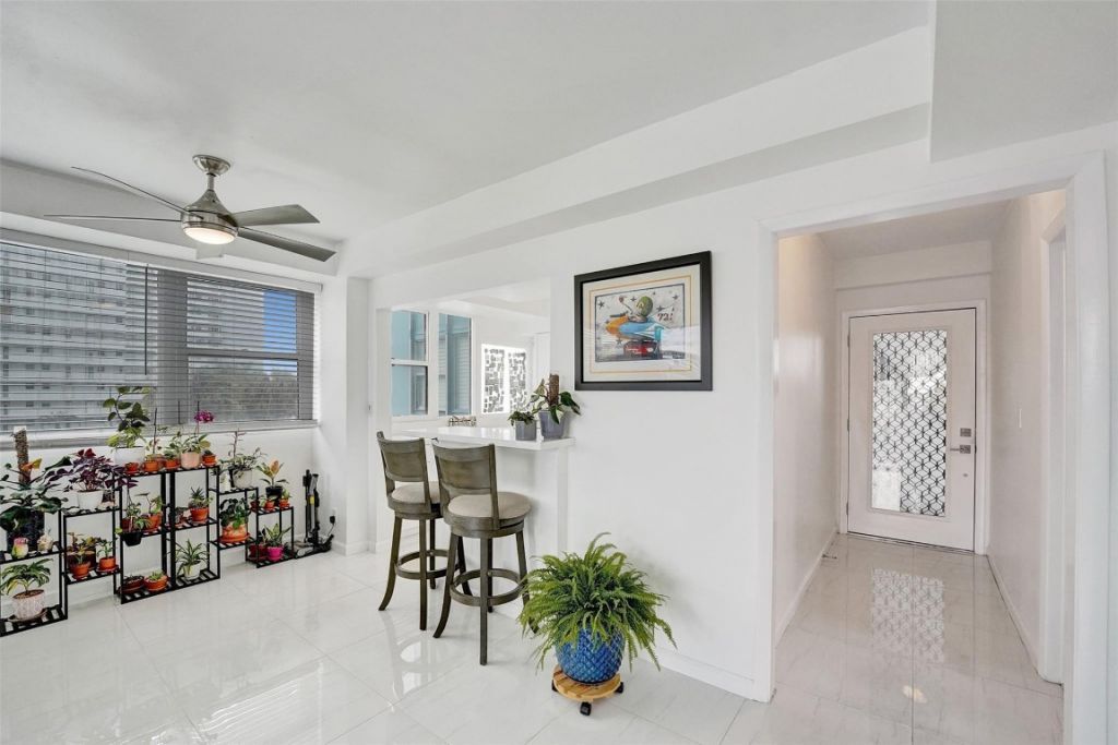 1900 S Ocean Drive, Unit 301, Fort Lauderdale, FL 33316 Photo